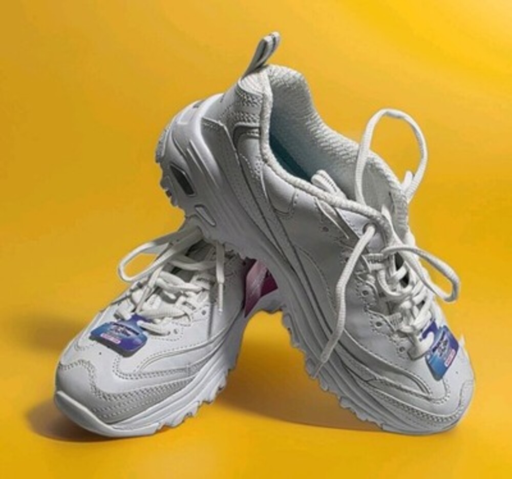 Skechers Women's D'Lites Memory Foam Leather Lace-Up Sneakers Shoes Size 7 NEW